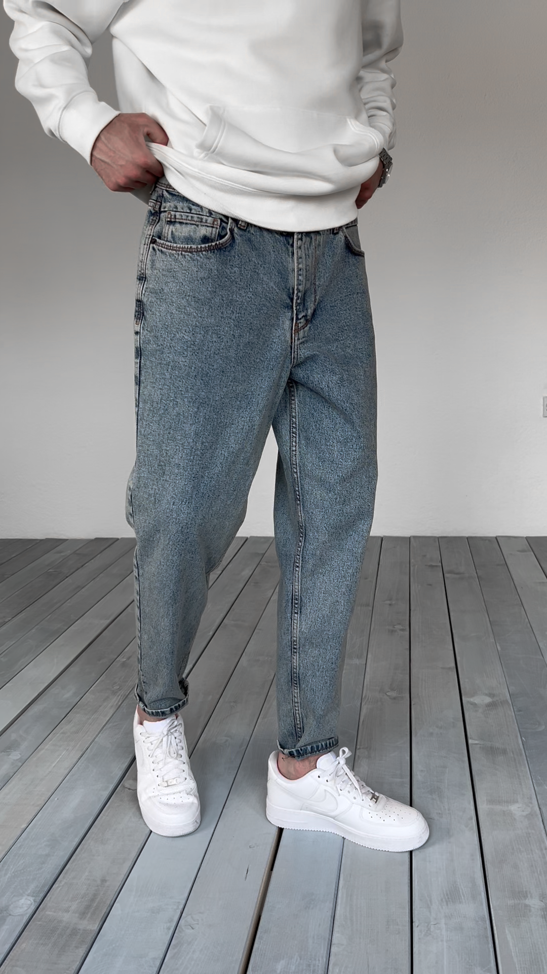 RENZO - RELAXED TAPERED JEANS