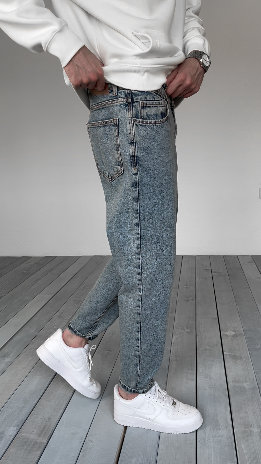 RENZO - RELAXED TAPERED JEANS