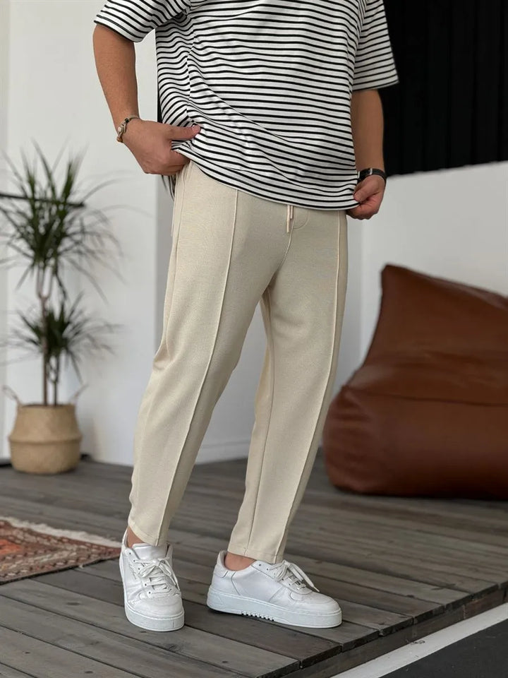 Veneto | Wrinkle-free Relaxed Fit Trousers