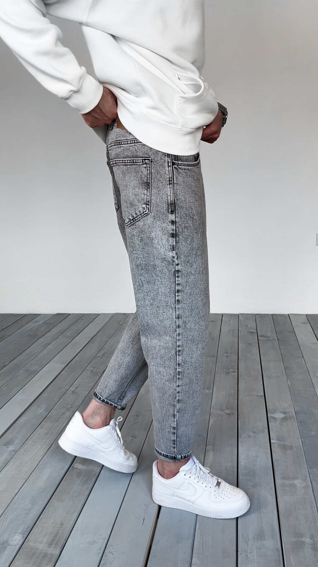 RENZO - RELAXED TAPERED JEANS