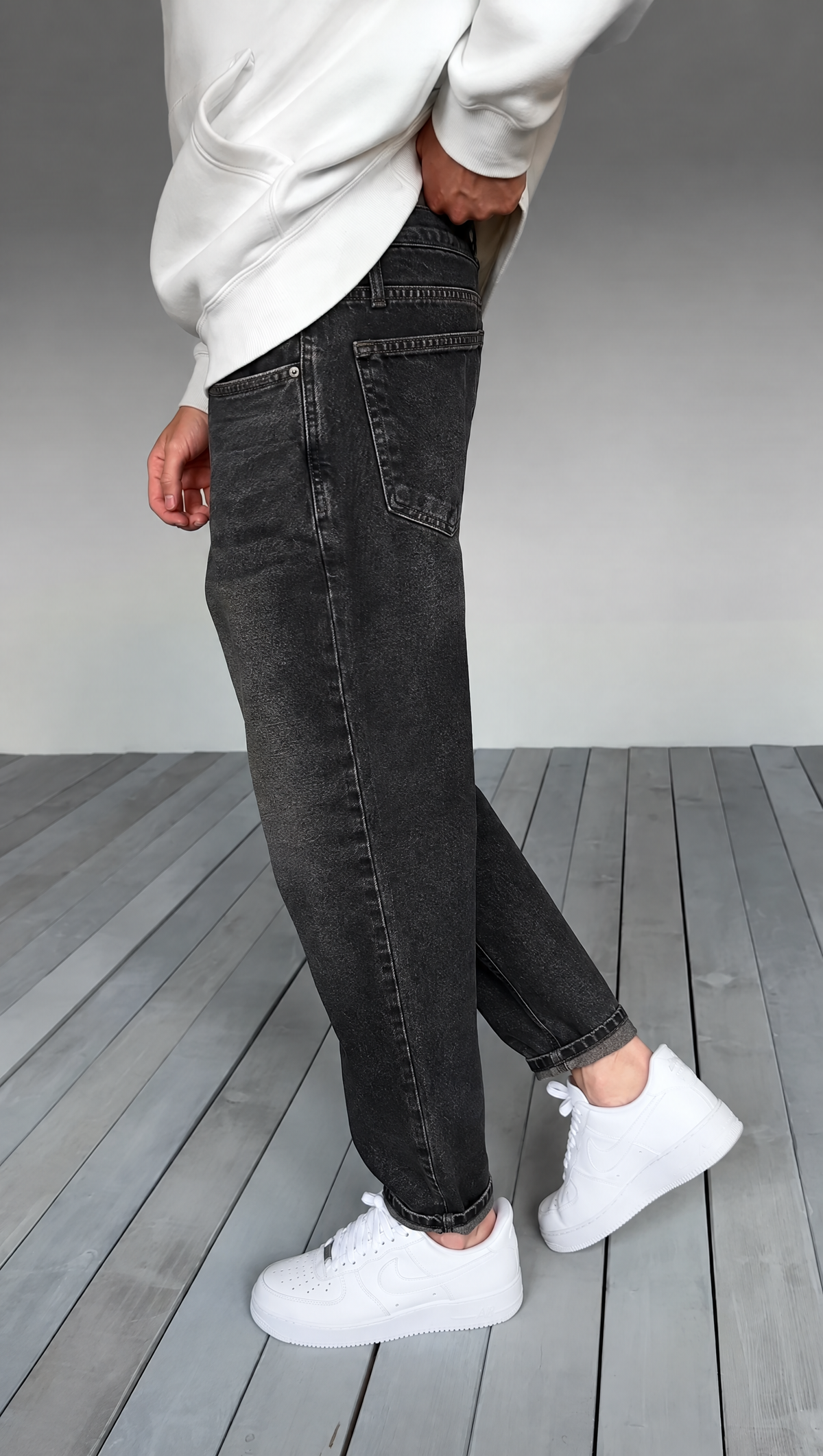 RENZO - RELAXED TAPERED JEANS