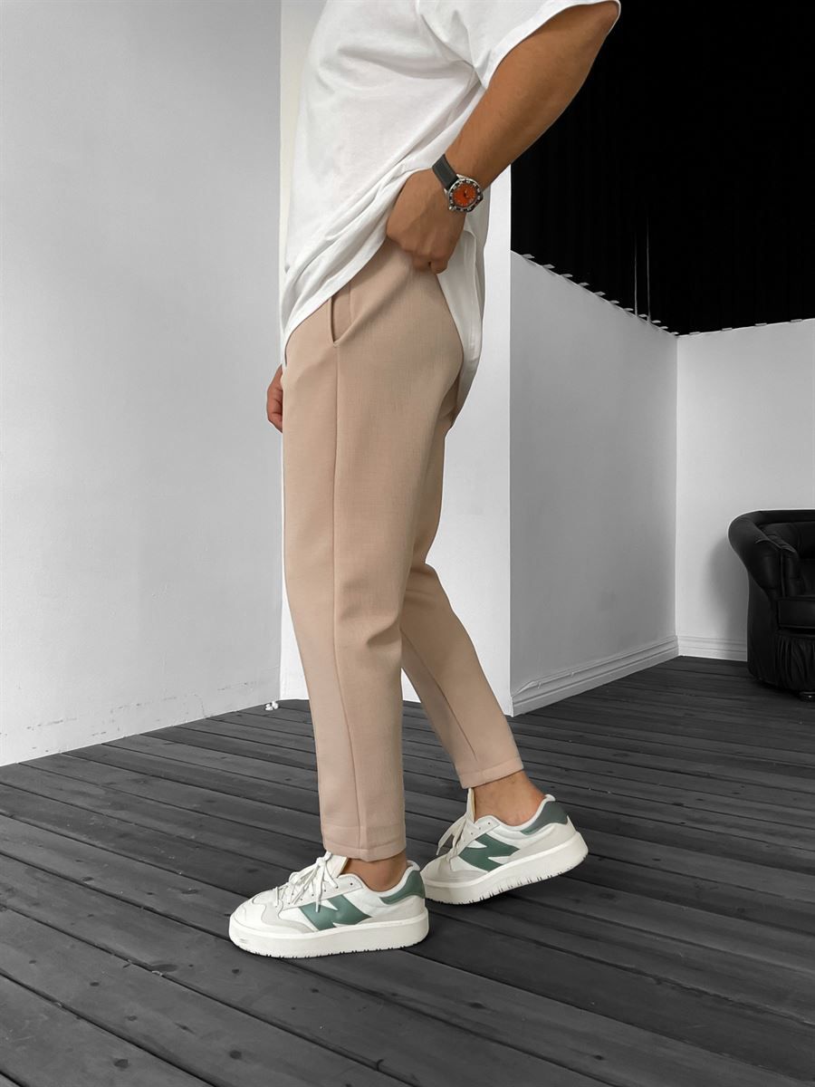 Veneto | Wrinkle-free Relaxed Fit Trousers